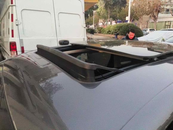 [南京·苏A] 二手荣威荣威D72023款 EV 610km 后驱旗舰版