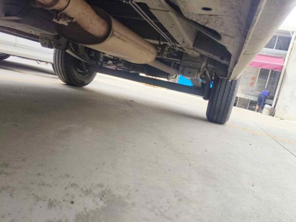 [台州·浙J] 二手上汽大通MAXUS新途V802017款 2.5T 6挡手动傲运通国V短轴中顶5/6/10座