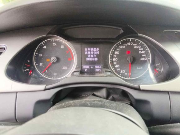 [武汉·鄂W] 二手奥迪奥迪A4L2012款 2.0 TFSI 自动技术型