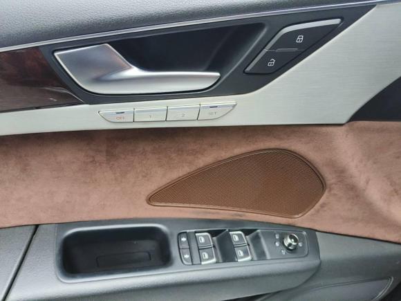 [义乌·浙G] 二手奥迪奥迪A82011款 A8L 3.0 TFSI quattro舒适型(213kW)