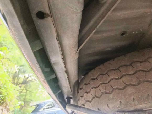 [杭州·浙A] 二手金杯阁瑞斯2018款 2.4L手动标准型长轴9座2TZS