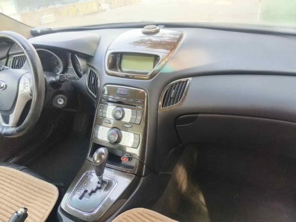 [青岛·鲁B] 二手现代劳恩斯-酷派2009款 2.0T 自动靓雅版