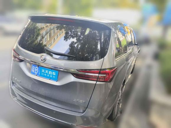 [深圳·粤B] 二手别克别克GL82022款 陆上公务舱 652T 豪华型
