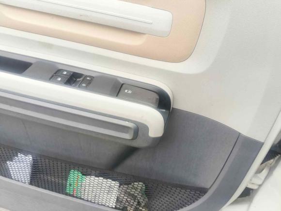 [苏州·苏E] 二手上汽大通MAXUS大拿V12024款 V1 长轴低顶（51kWh）