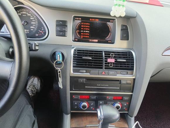 [南通·皖A] 二手奥迪奥迪Q72010款 3.0 TDI quattro 领先型