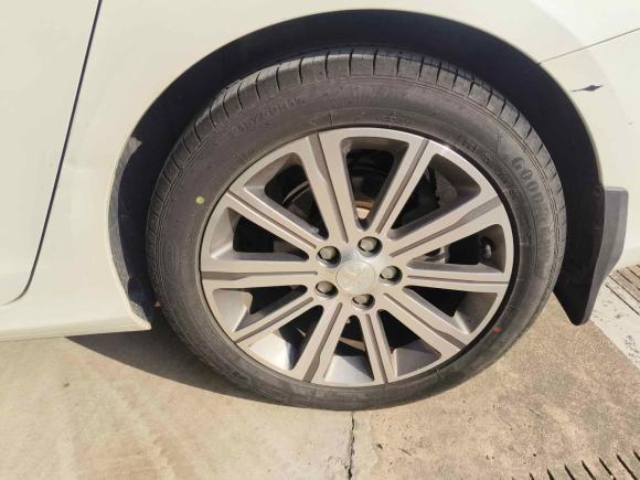 [常州·苏D] 二手标致标致4082014款 1.8L 自动豪华版