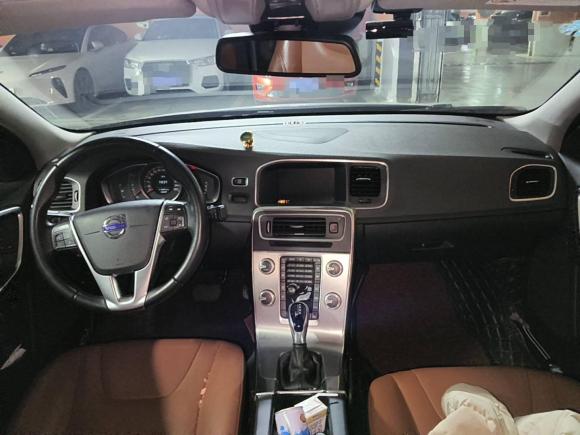 [合肥·皖A] 二手沃尔沃沃尔沃S602017款 S60L T3 智进版