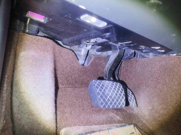 [杭州·浙A] 二手奥迪奥迪A82013款 A8L 45 TFSI quattro舒适型