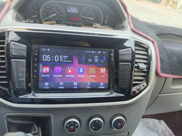 [南通·苏F] 二手上汽大通MAXUS新途V802021款 2.0T 手动经典傲运通长轴中顶6/7/8/9座