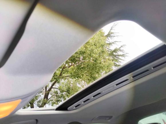 [上海·沪A] 二手奥迪奥迪A4L2011款 2.0 TFSI 标准型