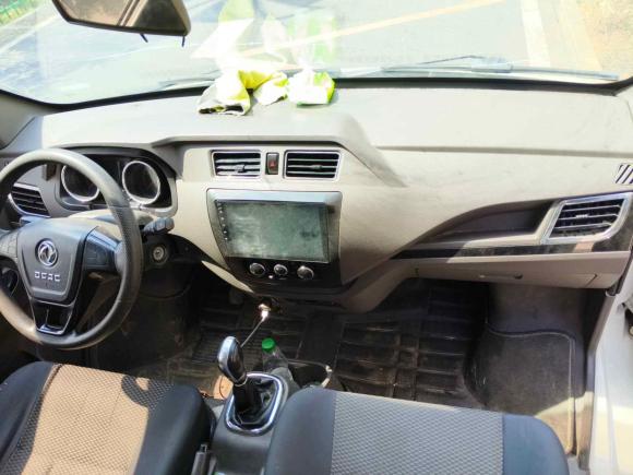 [武汉·鄂A] 二手东风御风御风EM262023款 标准版 41.472kWh 河南锂动