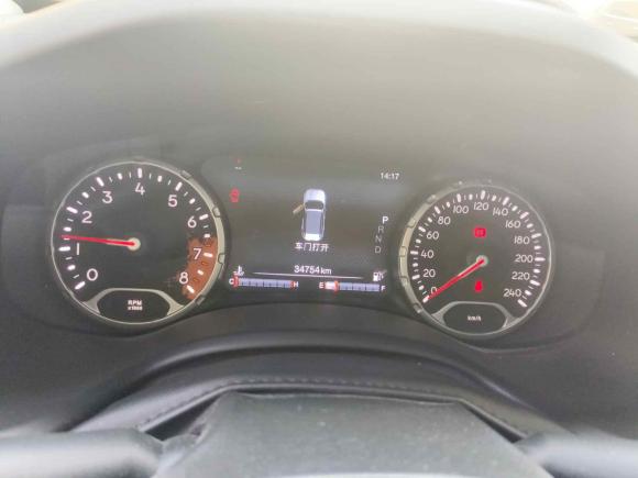 [上海·苏D] 二手Jeep自由侠2017款 180T 自动智能版