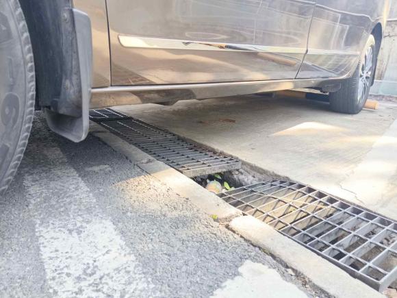 [佛山·粤A] 二手别克别克GL82022款 陆上公务舱 652T 舒适型