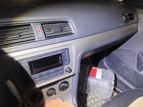 [青岛·鲁B] 二手大众朗逸2013款 改款经典 1.6L 手动舒适版