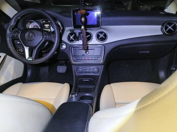 [深圳·粤G] 二手奔驰奔驰GLA2016款 GLA 200 时尚型