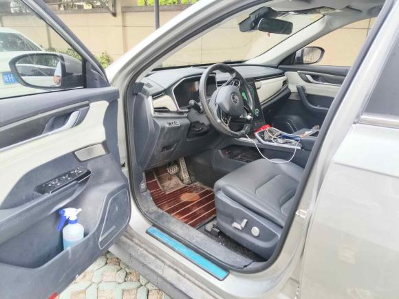 [上海·沪A] 二手威马汽车威马EX52021款 EX5-Z Fun动感版