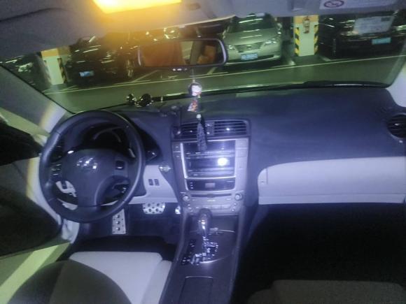 [深圳·粤B] 二手雷克萨斯雷克萨斯IS2009款 300