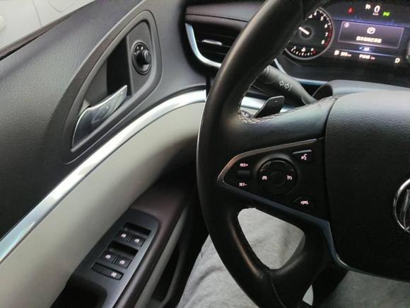 [上海·沪N] 二手别克别克GL82021款 陆上公务舱 652T 豪华型