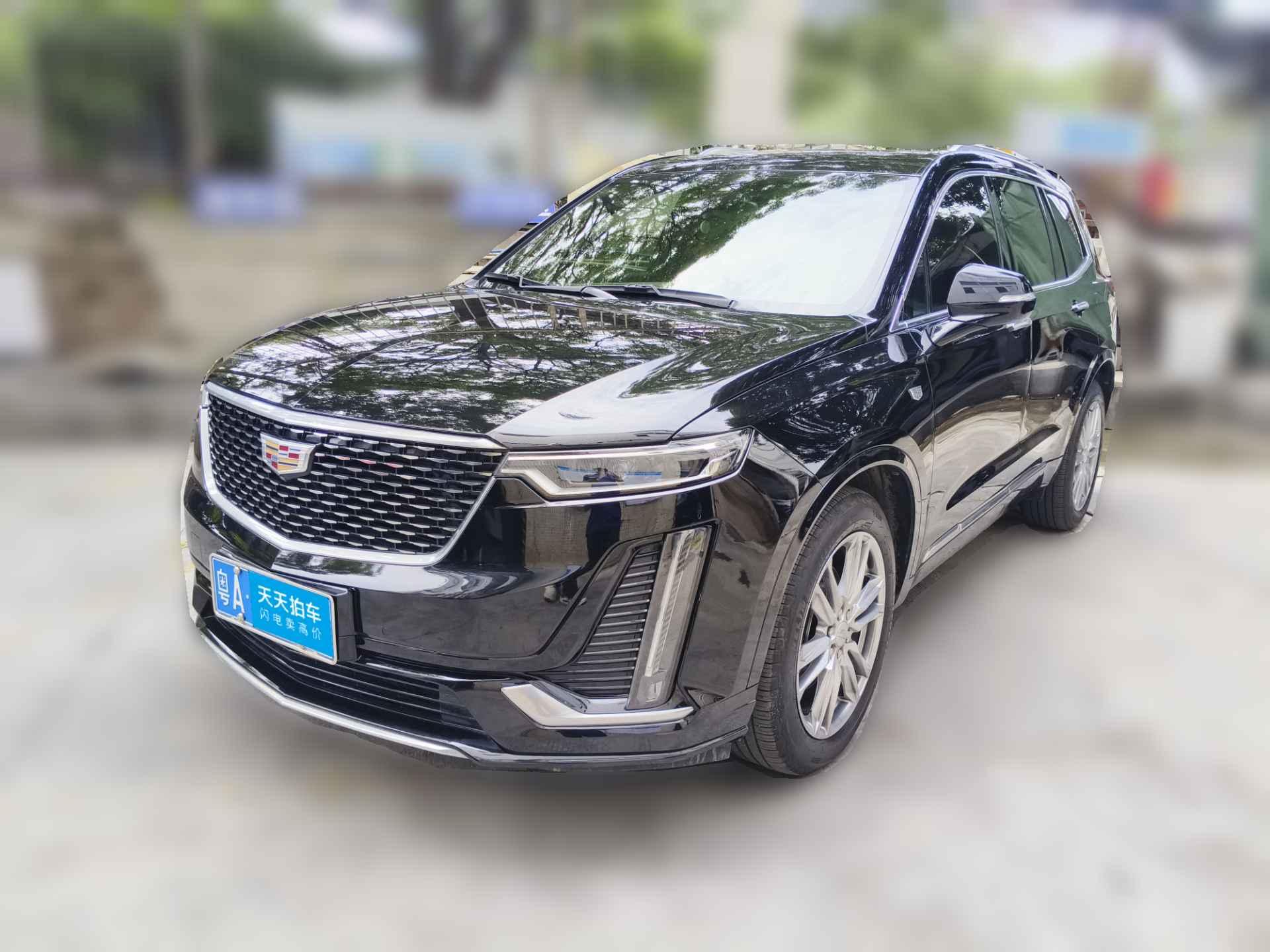 [广州·粤A] 凯迪拉克凯迪拉克XT62022款 2.0T 六座两驱豪华型