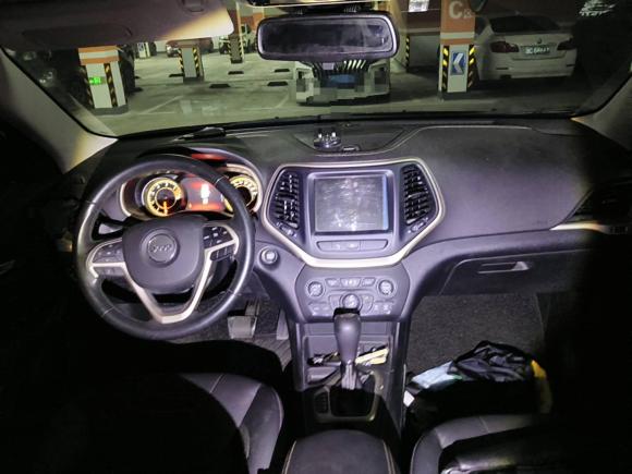 [温州·浙C] 二手Jeep自由光2017款 2.0L 优越版