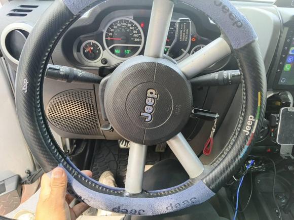 [上海·苏U] 二手Jeep牧马人2010款 3.8L Sahara 两门版