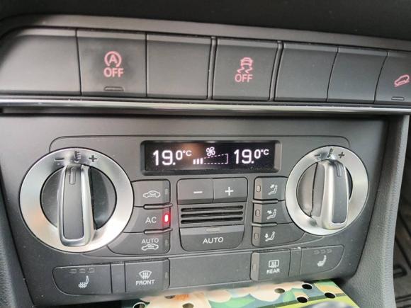 [上海·沪G] 二手奥迪奥迪Q32012款 35 TFSI quattro 舒适型