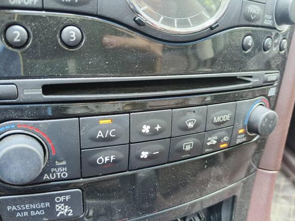 [上海·沪B] 二手英菲尼迪英菲尼迪QX502013款 2.5L 两驱优雅版