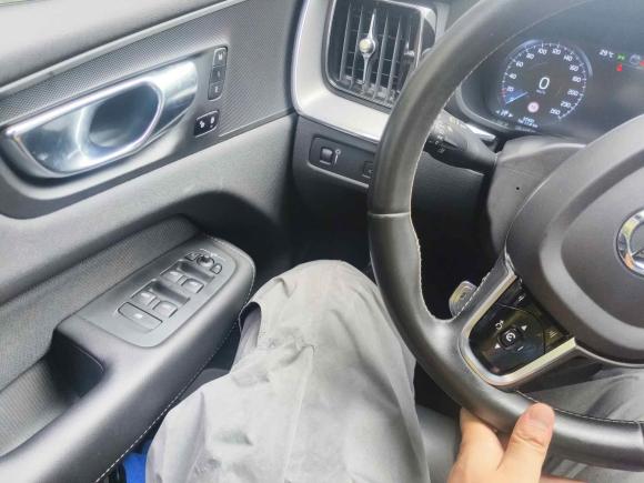 [杭州·浙A] 二手沃尔沃沃尔沃XC602020款 T5 四驱智远运动版