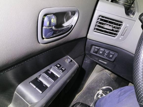 [成都·川A] 二手日产奇骏2010款 2.5L CVT旗舰版 4WD