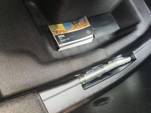 [成都·皖A] 二手奔驰奔驰C级2022款 改款 C 200 L 运动版