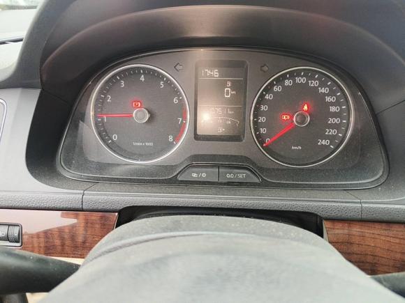 [上海·沪E] 二手大众朗逸2013款 改款经典 1.6L 手动舒适版