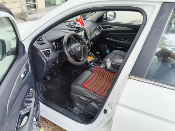 [无锡·苏B] 二手长安长安CS752017款 尚酷版 1.5T 手动锋享型