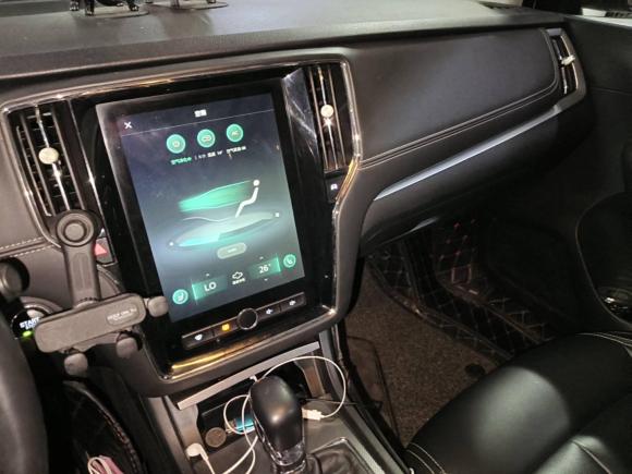 [南京·苏A] 二手荣威荣威i62018款 20T 自动互联网智尊版