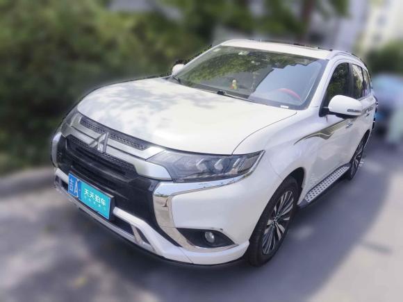 三菱歐藍(lán)德2021款 2.4L 四驅(qū)致享版 7座「上海二手車」「天天拍車」