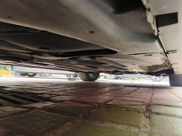 [深圳·粤B] 二手雪铁龙雪铁龙C52017款 350THP 自动豪华型