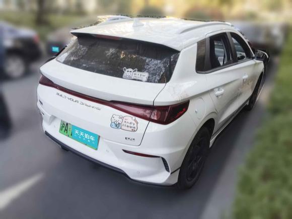 [上海·沪A] 二手比亚迪比亚迪e22023款 舒适型