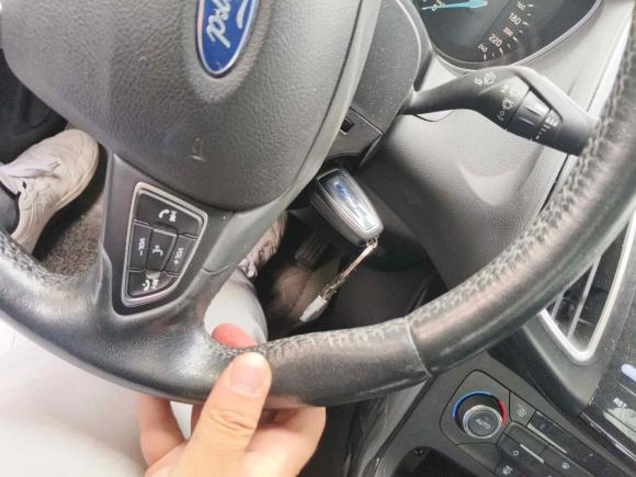 [湖州·浙E] 二手福特福克斯2015款 三厢 1.6L 自动风尚型