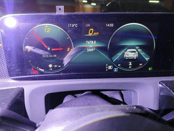 [武汉·鄂W] 二手奔驰奔驰A级2022款 A 200 L 运动轿车动感型