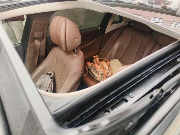 [成都·川A] 二手奔驰奔驰E级2018款 改款 E 300 L 时尚型