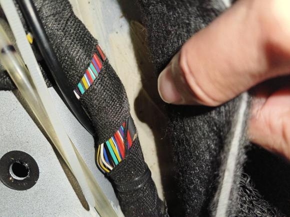 [深圳·粤B] 二手威马汽车威马EX52018款 EX5 400 Lite探索版