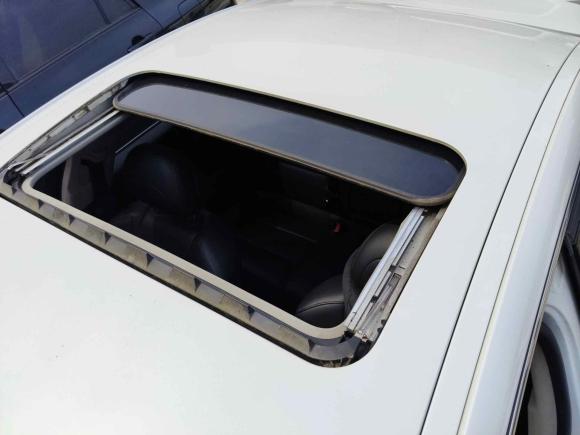 [南京·苏A] 二手雪铁龙雪铁龙C52014款 1.6T 自动尊享型