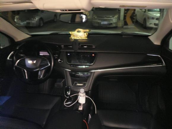 [济南·鲁A] 二手凯迪拉克凯迪拉克XT52016款 25T 豪华型