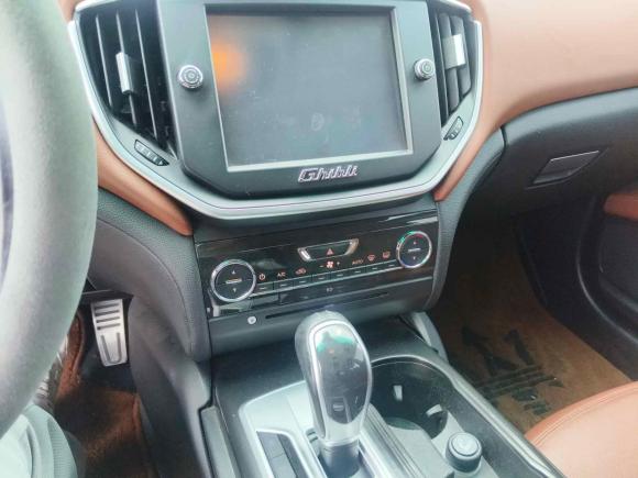 [青岛·鲁B] 二手玛莎拉蒂Ghibli2014款 3.0T 标准版