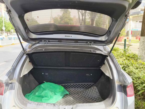 [武汉·鄂A] 二手比亚迪比亚迪e22023款 豪华型