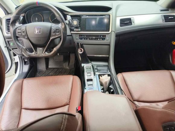 [南昌·赣A] 二手本田思铂睿2017款 混动 2.0L 净驰版