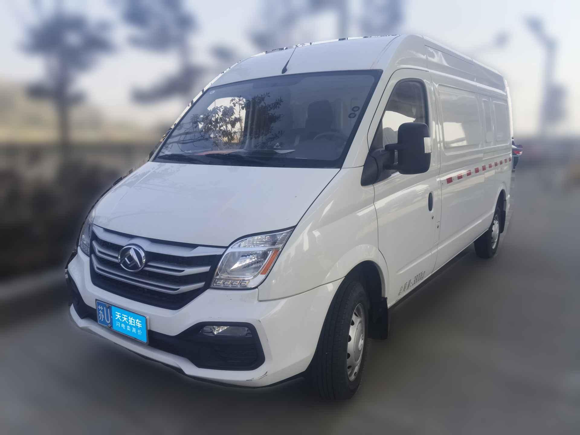 [宁波·苏U] 大通新途V802023款 2.0T 手动经典城配王长轴中顶3座