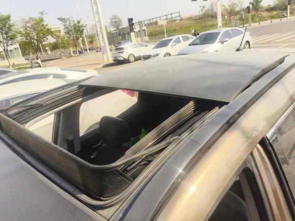 [南昌·赣A] 二手现代胜达2013款 2.4L 自动两驱智能型