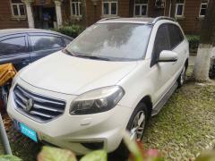 [南京·苏A] 雷诺科雷傲2012款 2.5L 四驱豪华导航版