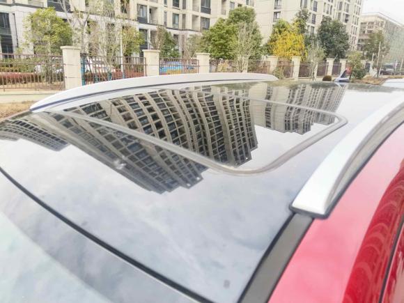 [南京·苏A] 二手奔腾奔腾X402017款 1.6L 自动尊享型