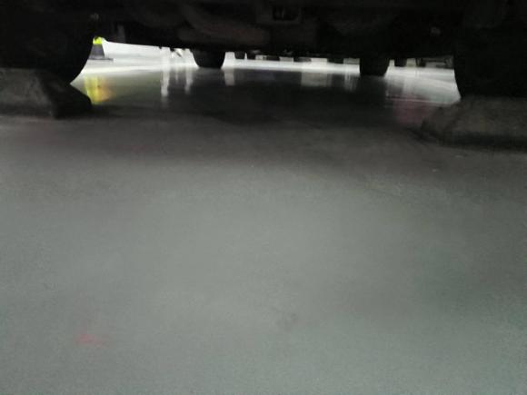 [南京·苏A] 二手标致标致5082011款 2.3L 自动旗舰版